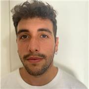 Giovane Insegnate privato di inglese, serio e competente in materia.